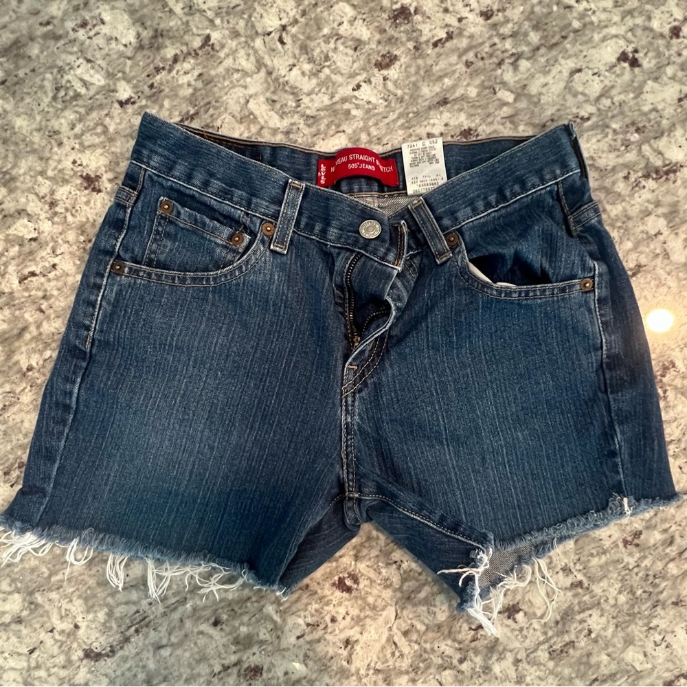 Levi’s 505 straight stretch shorts size 4/M